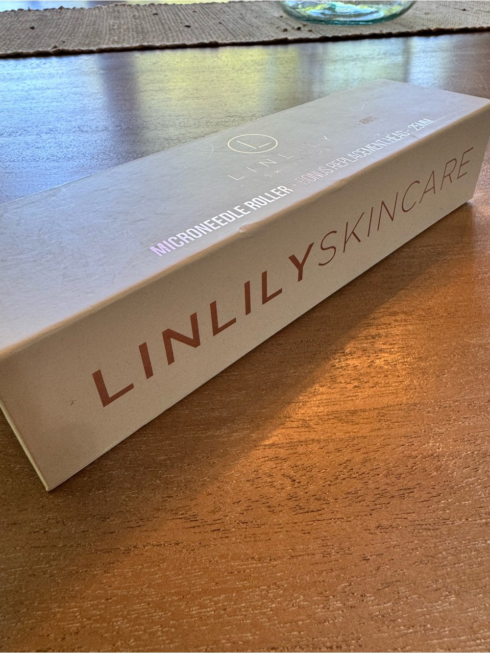 LINLILY Skincare Microneedle Roller in Rose Gold